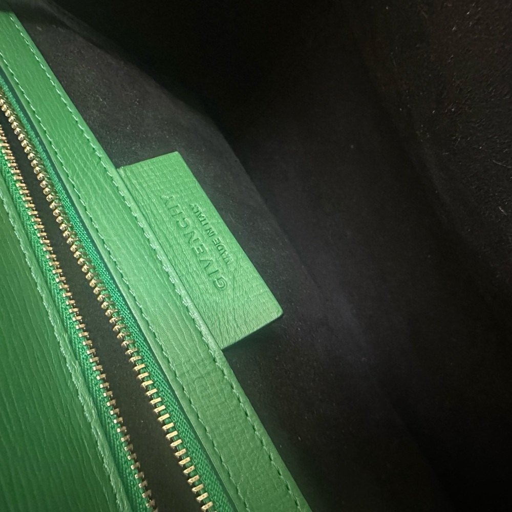 Authentic Givenchy Green leather medium Pandora box bag - Picture 9 of 11